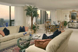 Four Seasons living room
